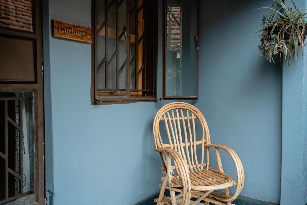 30 Wilson Bed & Breakfast Джинджа Екстериор снимка
